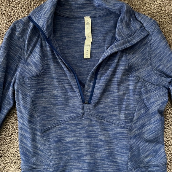 Lululemon 1/4 Zip GUC - Picture 7 of 7